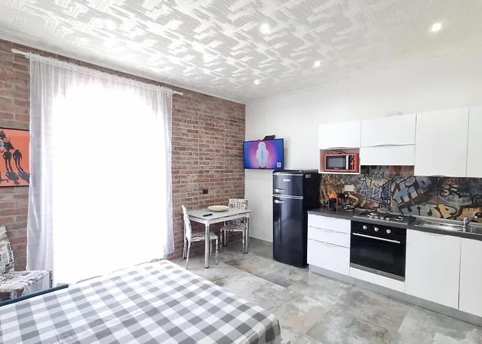 Hollywood 公寓 卡波利韦里