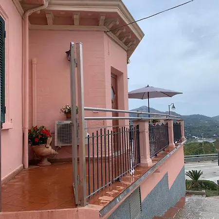 Hollywood Capoliveri (Isola d'Elba)