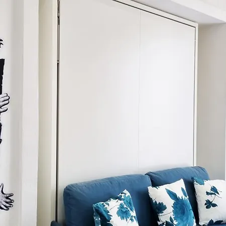 Hollywood 카폴리베리