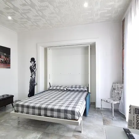 Hollywood קאפוליברי